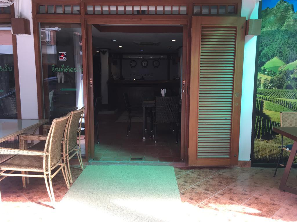 Kaneng Guesthouse HHQ Buitenkant foto