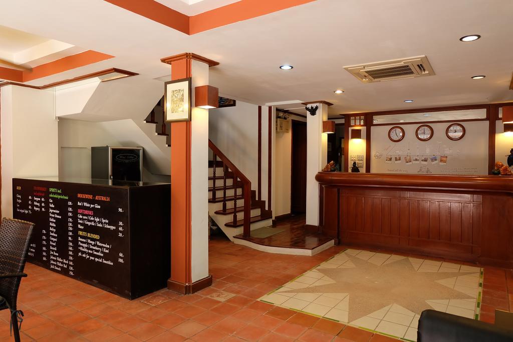 Kaneng Guesthouse HHQ Buitenkant foto