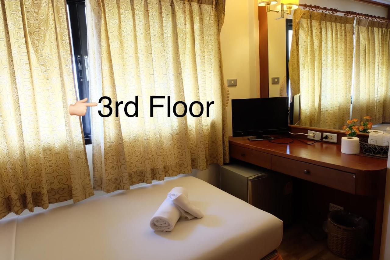 Kaneng Guesthouse HHQ Buitenkant foto