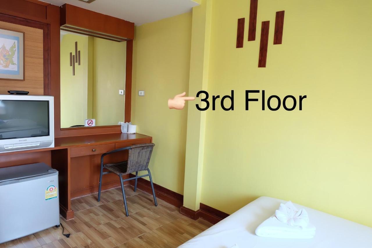 Kaneng Guesthouse HHQ Buitenkant foto
